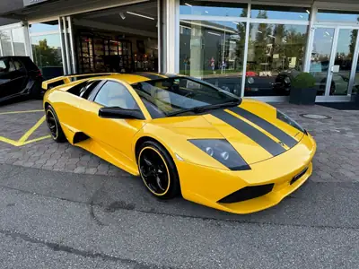 Lamborghini Murciélago LP640-4 Coupé — Supercar V12 Mythique, 39'700 km — vista esterna