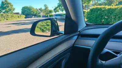 Tesla Model Y Performance D 2022 — Électrique haute performance, 26 800 km seulement — Thumbnail 13