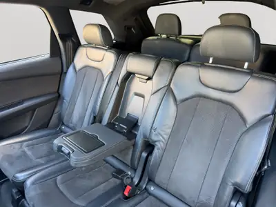 Audi Q7 3.0 TDI S-Line Quattro — SUV 7 places robuste, motorisation performante — tableau de bord