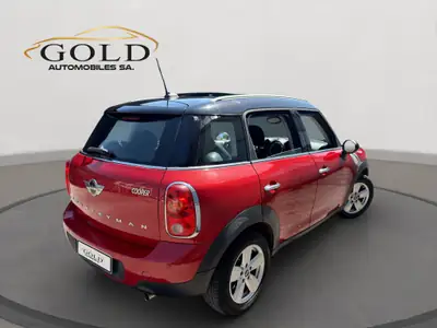MINI Countryman Cooper FWD 2014 — SUV compact robuste, entretien suivi — fianco