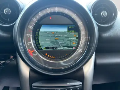 MINI Countryman Cooper FWD 2014 — SUV compact robuste, entretien suivi — Miniatura 8