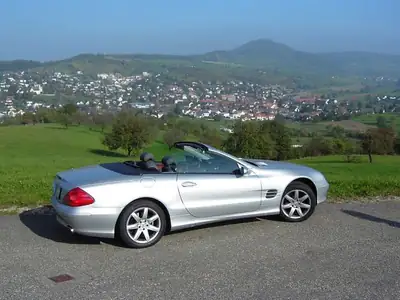 Mercedes-Benz SL 350 — Cabriolet élégant, seulement 35'000 km, sans sinistre — Außenansicht