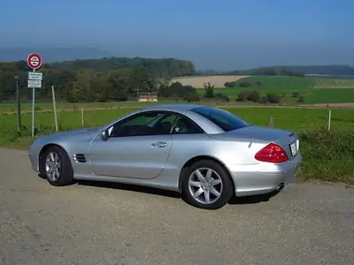 Mercedes-Benz SL 350 — Cabriolet élégant, seulement 35'000 km, sans sinistre — Detail