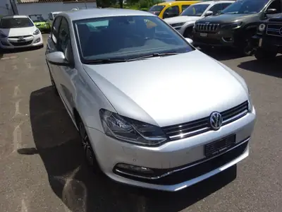 VW Polo 1.2 TSI — Citadine dynamique, entretien frais et rückfahrkamera — interior