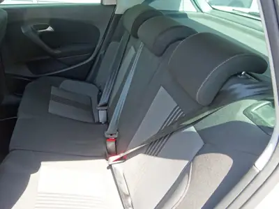 VW Polo 1.2 TSI — Citadine dynamique, entretien frais et rückfahrkamera — Thumbnail 11