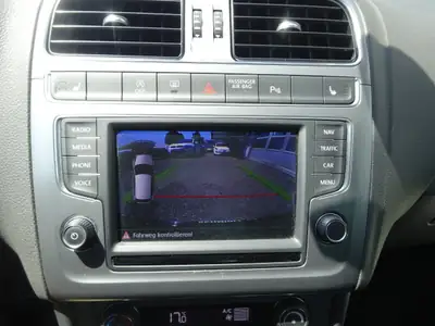VW Polo 1.2 TSI — Citadine dynamique, entretien frais et rückfahrkamera — Thumbnail 10