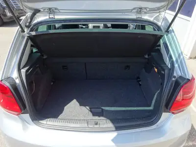 VW Polo 1.2 TSI — Citadine dynamique, entretien frais et rückfahrkamera — Thumbnail 12