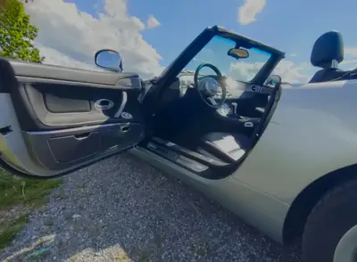 BMW Z8 5.0 V8 — Roadster légendaire, 400 ch et seulement 12'000 km — Armaturenbrett