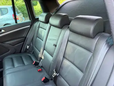 VW Tiguan 2.0 TDI Cityscape 4Motion — SUV polyvalent, toit panoramique, full équipé — Miniatura 8