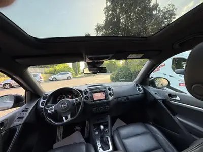 VW Tiguan 2.0 TDI Cityscape 4Motion — SUV polyvalent, toit panoramique, full équipé — Miniatura 10
