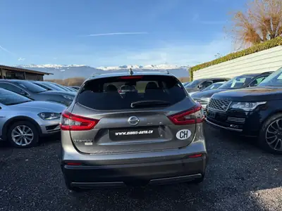Nissan Qashqai 1.2 DIG-T Tekna — SUV compact fiable, entretien suivi, 72'000 km — cruscotto