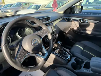 Nissan Qashqai 1.2 DIG-T Tekna — SUV compact fiable, entretien suivi, 72'000 km — Miniatura 9