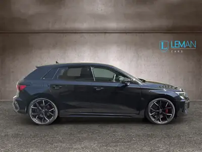 Audi RS3 Sportback 2.5 TSI — Performance maximale et équipements premium en 1ère main — Innenraum