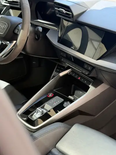 Audi RS3 Sportback 2.5 TSI — Performance maximale et équipements premium en 1ère main — Miniatur 13