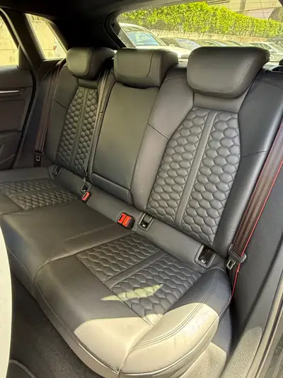 Audi RS3 Sportback 2.5 TSI — Performance maximale et équipements premium en 1ère main — Miniatur 16