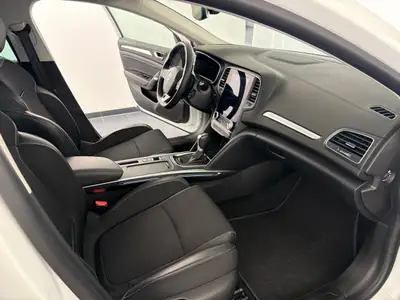 Renault Mégane 1.5 dCi Techno — Break diesel économe, garantie 6 ans, état impeccable — Thumbnail 9