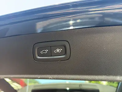 Volvo XC90 B5 Mild Hybrid AWD — SUV 7 places, motorisation essence efficace — Miniatura 17