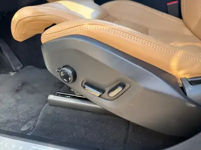 Volvo XC90 B5 Mild Hybrid AWD — SUV 7 places, motorisation essence efficace — Miniatura 20
