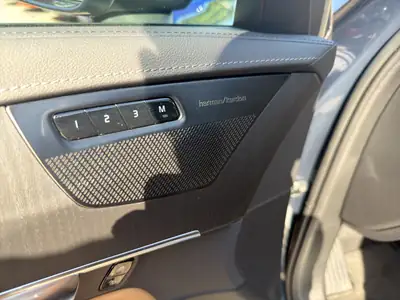 Volvo XC90 B5 Mild Hybrid AWD — SUV 7 places, motorisation essence efficace — Miniatura 19