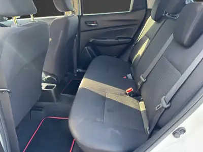 Suzuki Swift 1.0 SHVS Hybrid — Citadine économe et fiable, entretien à jour — Thumbnail 15
