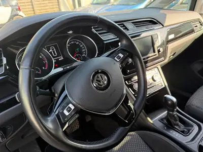 VW Touran 1.4 TSI BlueMotion — Monospace 7 places fiable, entretien VW complet — Außenansicht