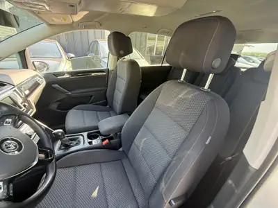 VW Touran 1.4 TSI BlueMotion — Monospace 7 places fiable, entretien VW complet — Miniatur 8