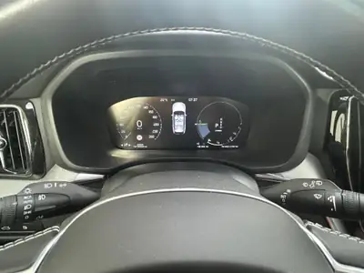 Volvo XC60 T6 R-Design eAWD — Hybride rechargeable 341 ch, 39 800 km seulement — Miniatur 13