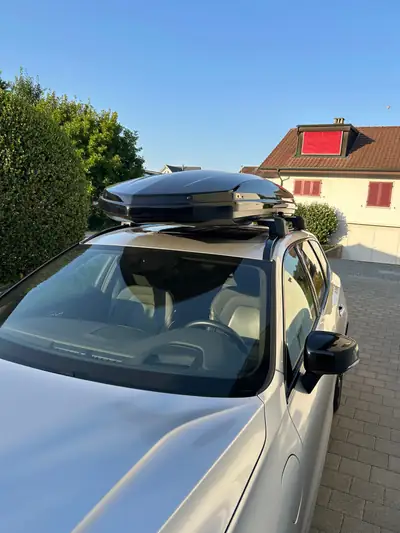 Volvo XC60 T6 R-Design eAWD — Hybride rechargeable 341 ch, 39 800 km seulement — Miniatur 18