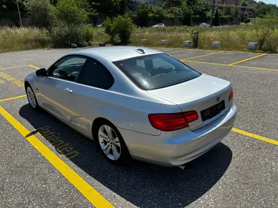 BMW 330i Coupé — Sportivité authentique, entretien impeccable — dettaglio