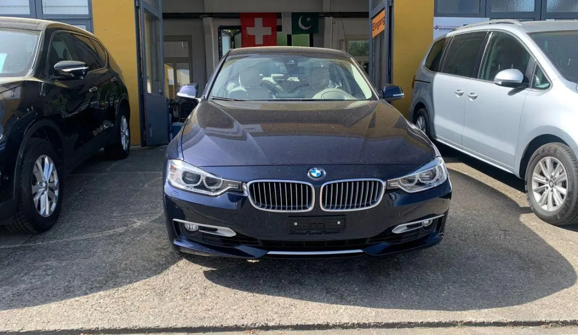 BMW 328i — Berline élégante, motorisation fiable et consommation maîtrisée — Außenansicht