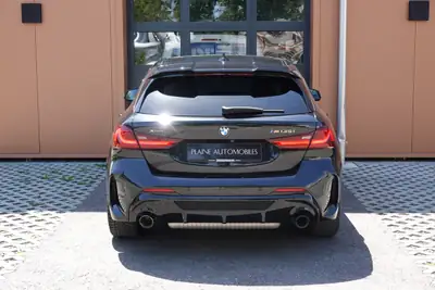 BMW M135i xDrive Steptronic — Berline sport 306 ch, équipée premium et peu kilométrée — Miniature 9