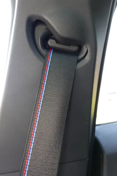 BMW M135i xDrive Steptronic — Berline sport 306 ch, équipée premium et peu kilométrée — Miniature 26