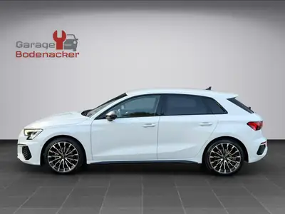 Audi A3 Sportback 35 TFSI S line — Compacte premium sportive, 137'000 km, équipements haut de gamme — rear view