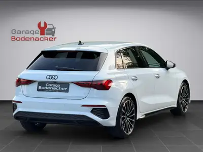 Audi A3 Sportback 35 TFSI S line — Compacte premium sportive, 137'000 km, équipements haut de gamme — dashboard