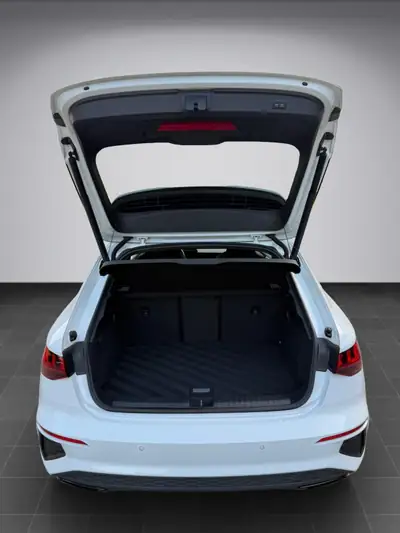 Audi A3 Sportback 35 TFSI S line — Compacte premium sportive, 137'000 km, équipements haut de gamme — Thumbnail 18