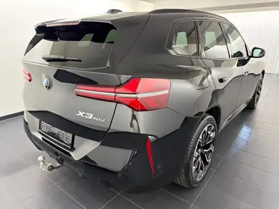 BMW X3 xDrive 48V 40d M Sport — SUV premium diesel hybride, 6200 km seulement — rear view