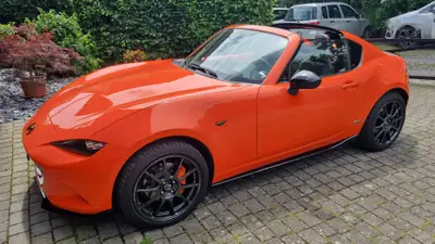 Mazda MX-5 2.0 30th Anniversary RF — Roadster sportif mythique, état impeccable — cruscotto
