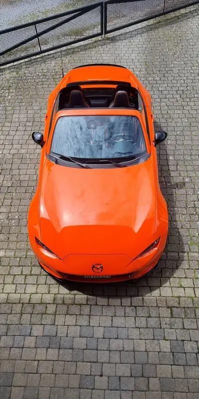 Mazda MX-5 2.0 30th Anniversary RF — Roadster sportif mythique, état impeccable — Miniatura 17