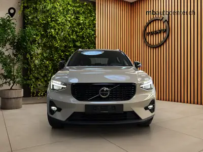 Volvo XC40 2.0 B3 MH Plus Dark — Hybride léger, seulement 25 km, design suédois premium — Miniature 8