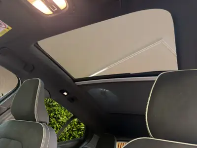 Volvo XC40 2.0 B3 MH Plus Dark — Hybride léger, seulement 25 km, design suédois premium — Miniature 15