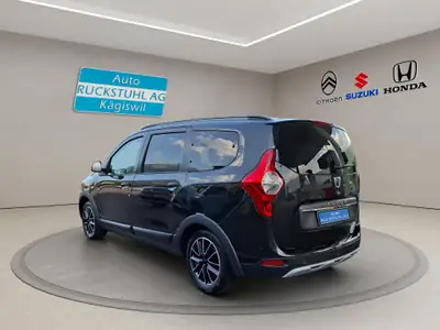 Dacia Lodgy 1.2 TCe Stepway — Monospace 7 places robuste et économique — dashboard