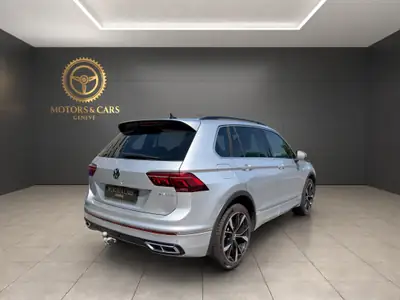 VW Tiguan 1.4 TSI PHEV R-Line — SUV hybride rechargeable, 27 000 km seulement — tableau de bord