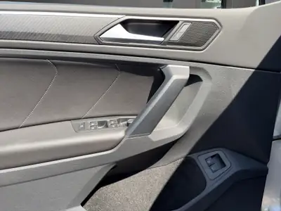VW Tiguan 1.4 TSI PHEV R-Line — SUV hybride rechargeable, 27 000 km seulement — Miniature 12