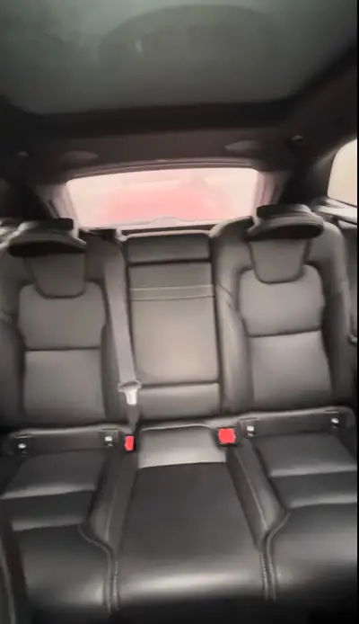 Volvo XC60 T8 AWD Inscription — Hybride rechargeable haute performance, 46'000 km — dettaglio