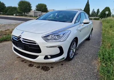 DS5 2.0 HDi Sport Chic — Break diesel automatique, excellent état et frais d'entretien — vista esterna