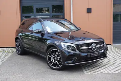 Mercedes-Benz GLC 43 AMG — SUV sportif 367 ch, toit ouvrant, sièges chauffants — vue extérieure