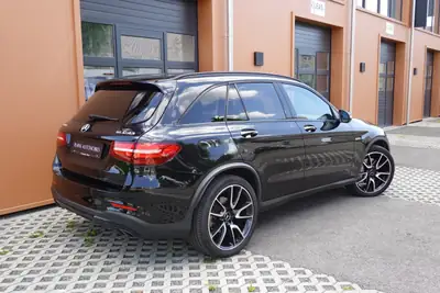 Mercedes-Benz GLC 43 AMG — SUV sportif 367 ch, toit ouvrant, sièges chauffants — détail