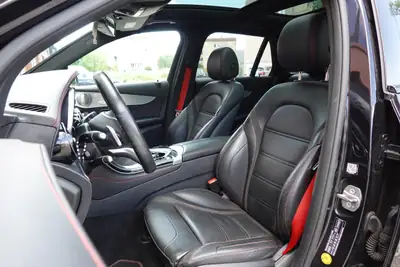Mercedes-Benz GLC 43 AMG — SUV sportif 367 ch, toit ouvrant, sièges chauffants — Miniature 23