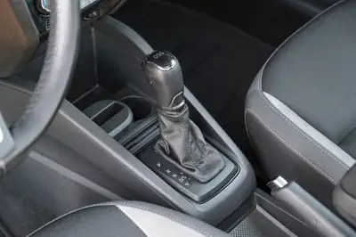 Skoda Fabia 1.2 TSI Ambition DSG — Compacte polyvalente, révision complète — Miniatur 16