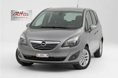 Opel Meriva 1.7 CDTi Cosmo — Minivan diesel automatique, entretien réduit et fiable — vista esterna